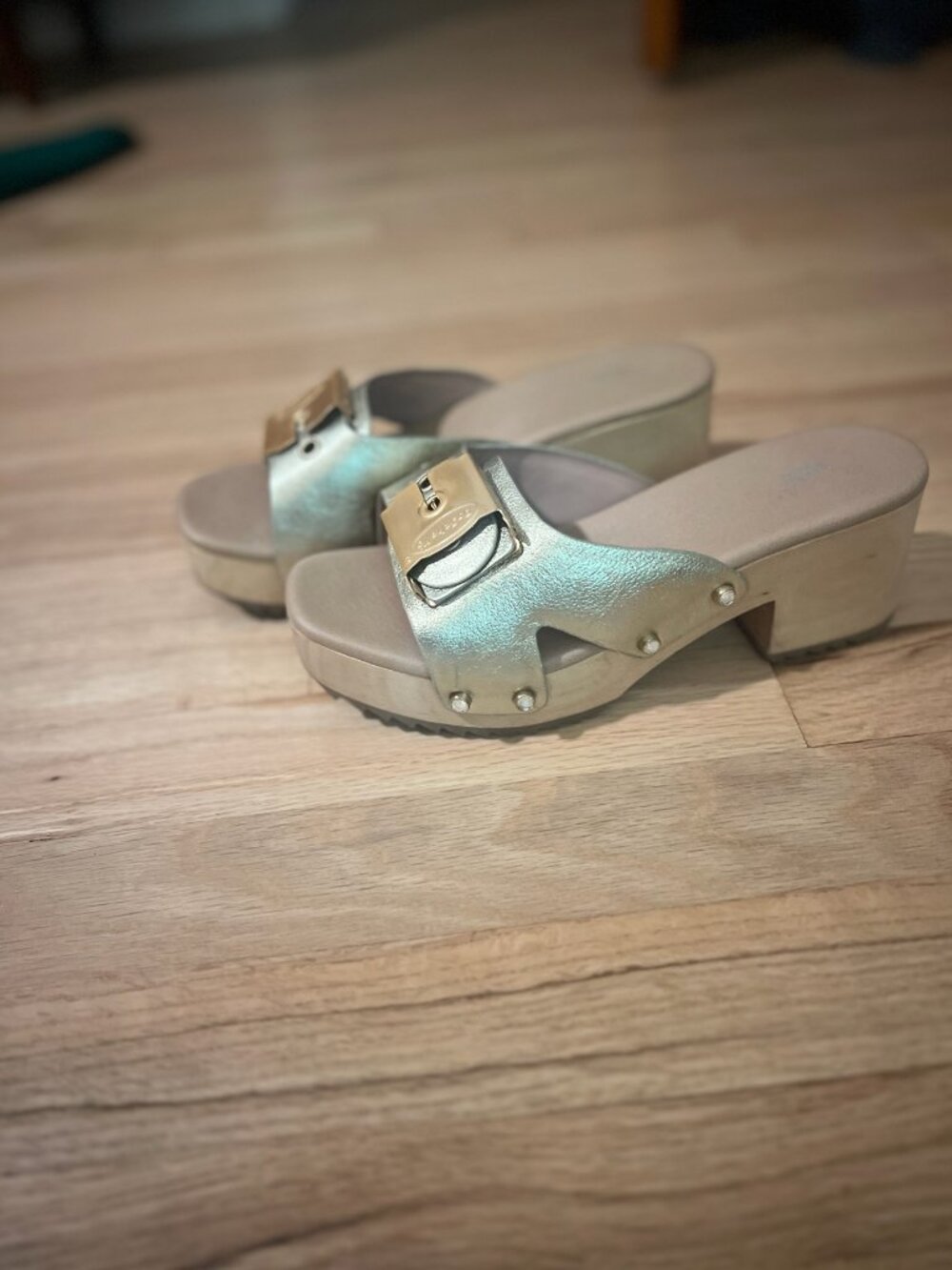 Dr. Scholl's Original Max Too platform slide sandals size 7 gold metallic